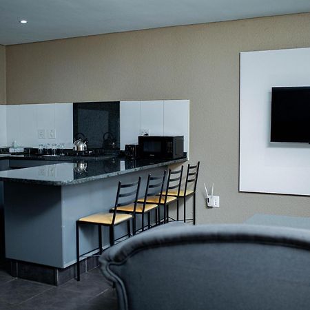 Vetho 2 Apartments Or Tambo Airport Kempton Park Exteriér fotografie