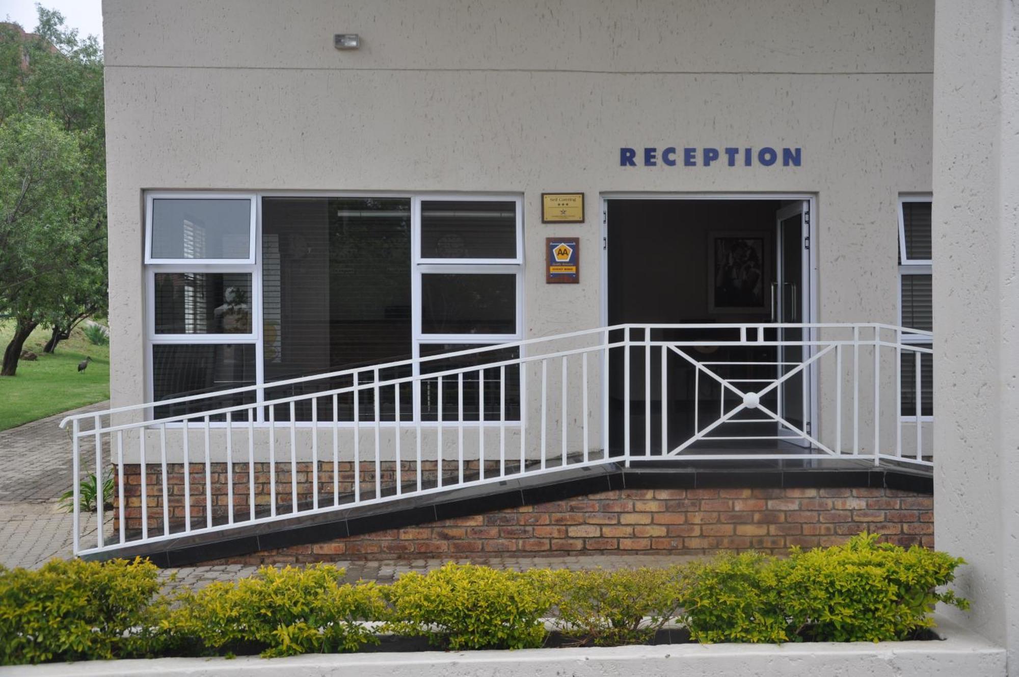 Vetho 2 Apartments Or Tambo Airport Kempton Park Exteriér fotografie