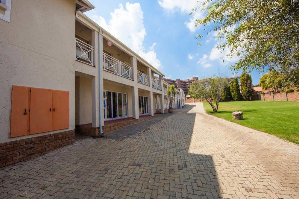 Vetho 2 Apartments Or Tambo Airport Kempton Park Exteriér fotografie
